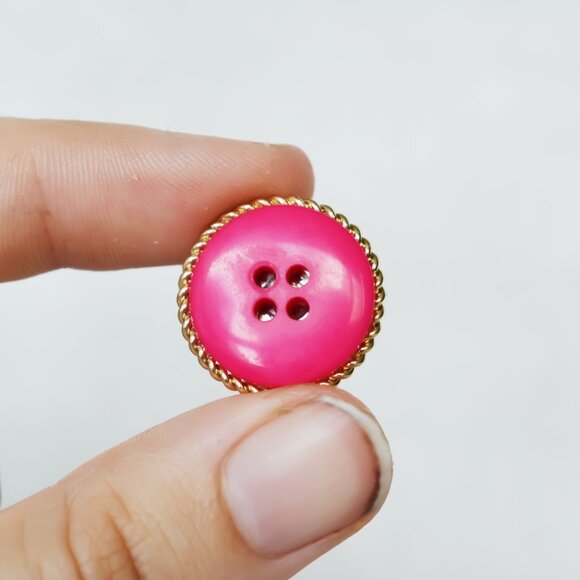Handmade Pink Small Classic Button Pin Brooch - Picture 2 of 5